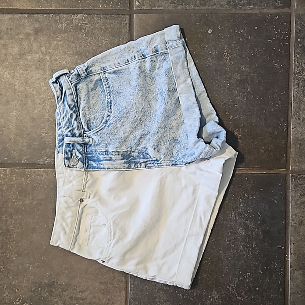 NWOT PacSun split color jean shorts